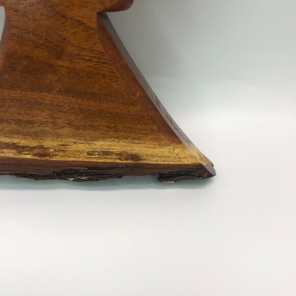 Hand carved Vintage Wood Live Edge Decorative Multi Tonal Wooden Angel 7" - Picture 5 of 7